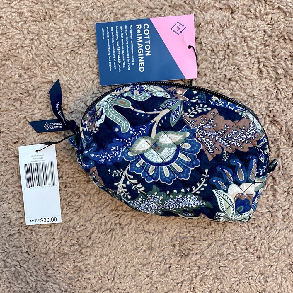 NWT Vera Bradley cosmetic bag